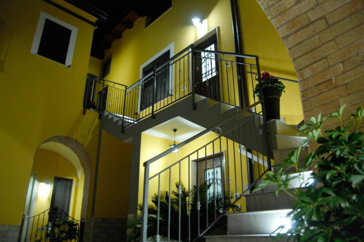 B&B Al Vicoletto Фишано Экстерьер фото