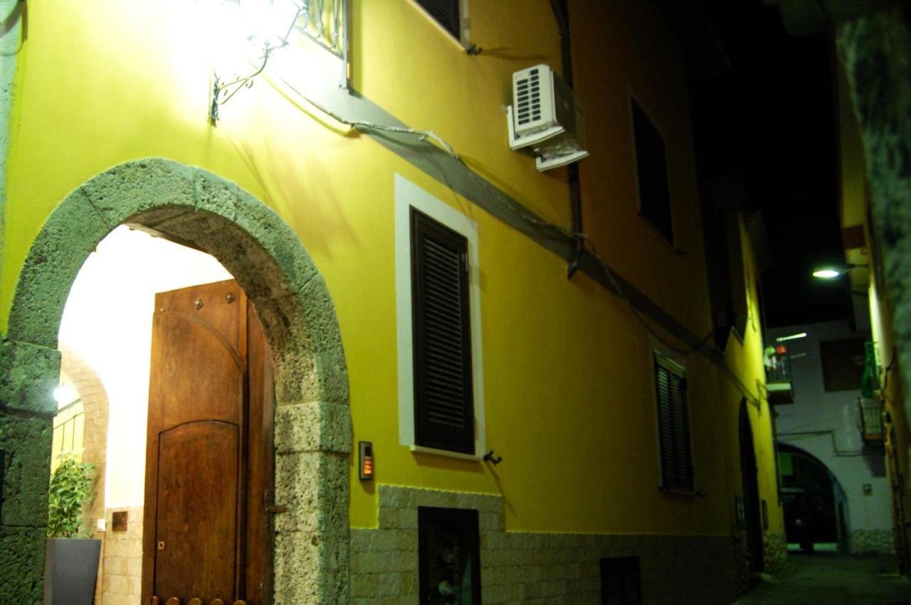 B&B Al Vicoletto Фишано Экстерьер фото